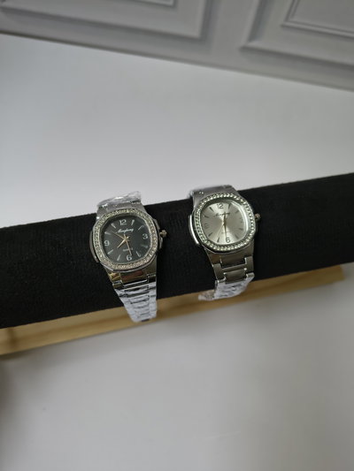 RELOJ DALIA PLATEADO