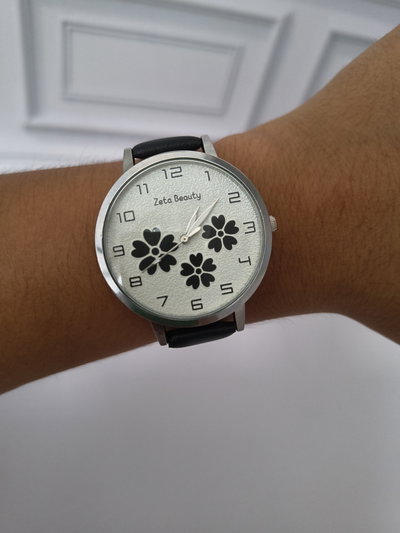 RELOJ FLOWER NEGRO