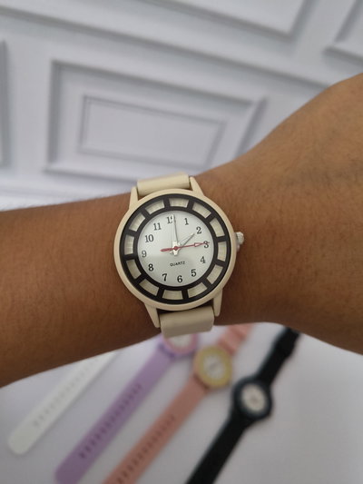 RELOJ SELENE BEIGE 