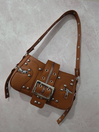 CARTERA BAGUETTE LIMA MARRÓN 