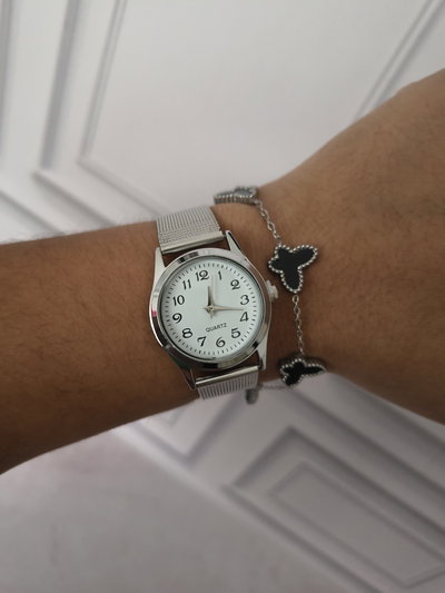 RELOJ KOREA PLATEADO BLANCO