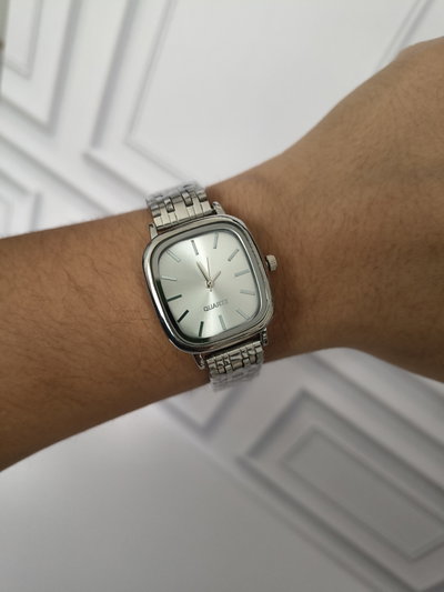 RELOJ VENUS BLANCO