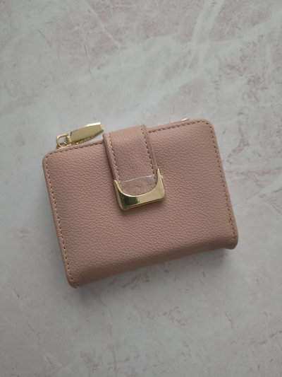 B. POCKET AMANDA ROSA