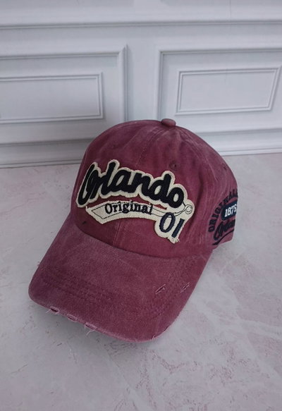 Gorra 37 BORDO