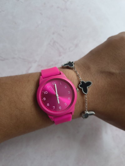 RELOJ VICTORIA FUCSIA 