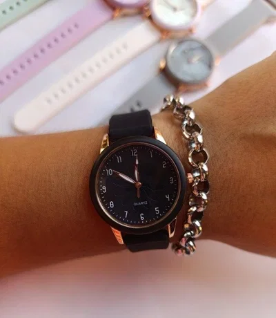 RELOJ  DALIZA NEGRO