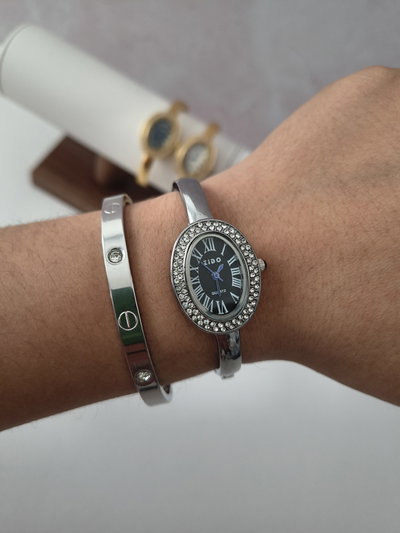 RELOJ OLIVIA PLATEADO 