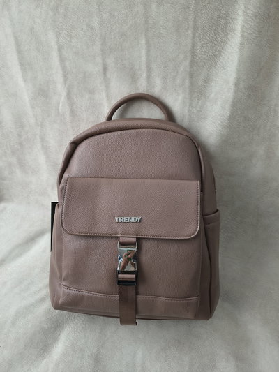 MOCHILA 6 - TRENDY 