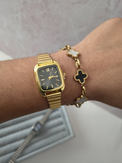 RELOJ JULY DORADO