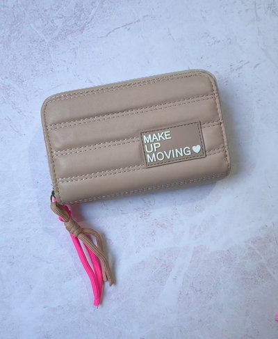 B. DOBLE CHICO PATY  BEIGE