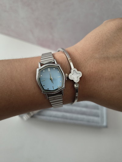 RELOJ SARA PLATEADO F. AZUL