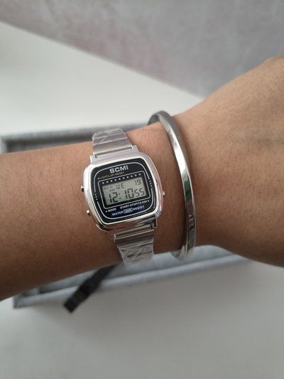 RELOJ SOHO PLATEADO