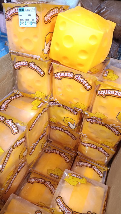Squishy Viral Queso Gigante De 15 cm