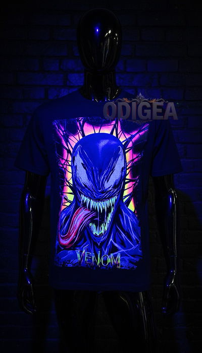 Remera Venom