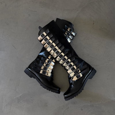 patricia boot ★ metal track