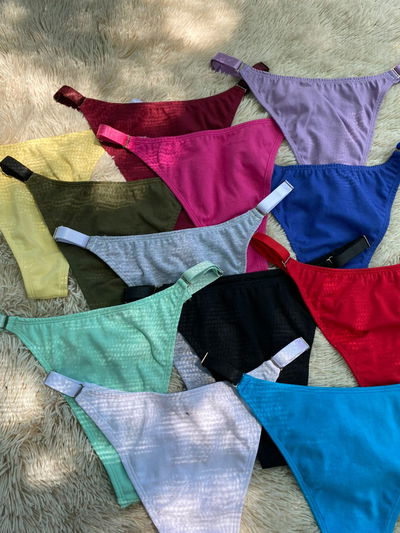 Less en V Algodon Liso x6 (Colores surtidos)