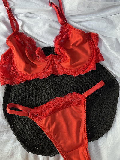 Iris Liso Rojo -110 al 120-