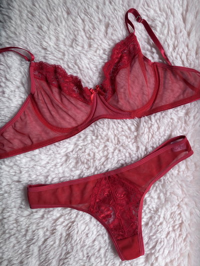 Conjunto Delfina Rojo -85 al 105-