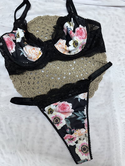 Iris Flores negro -110 al 120-