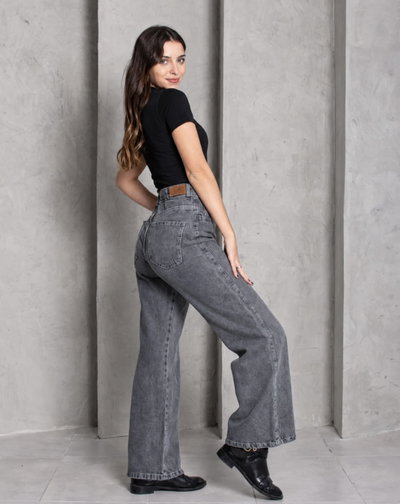 Wide leg T: 42 