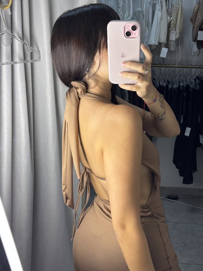 Vestido c/abertura 