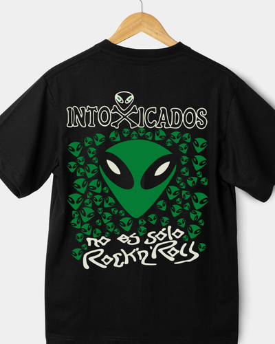 Remera oversize - Intoxicados - No es solo rocknroll