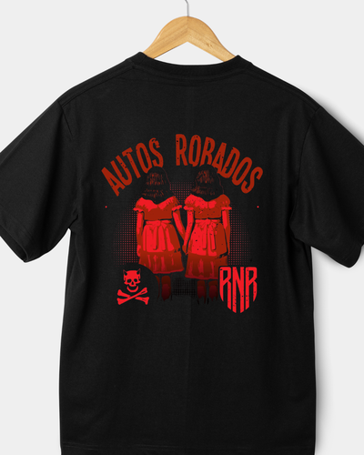 Remera oversize Autos Robados gemelas