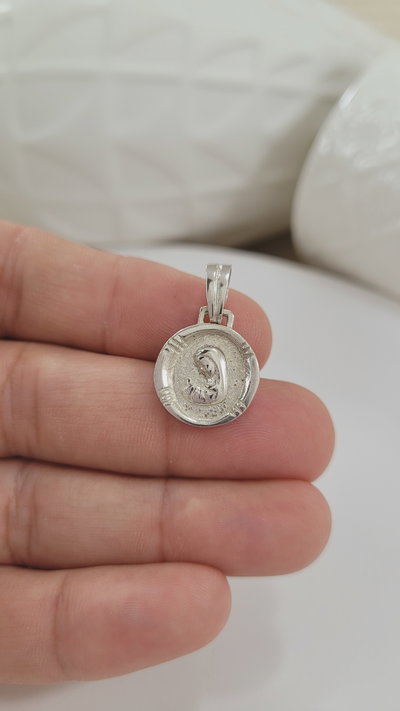 Medalla de plata Virgen Niña