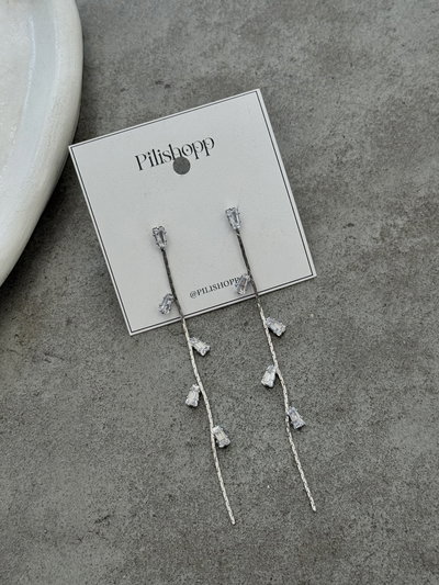 Aros largos espiga con gemitas plateados 