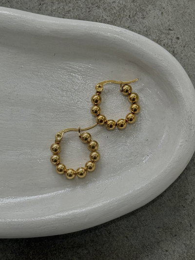 Argollitas con Bolitas A.D 1.5cm