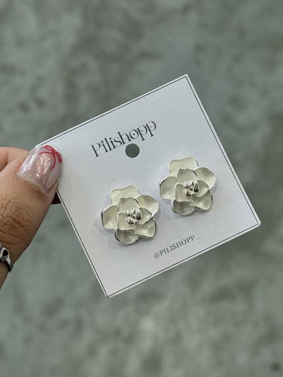 Aros Flor Blanca 2