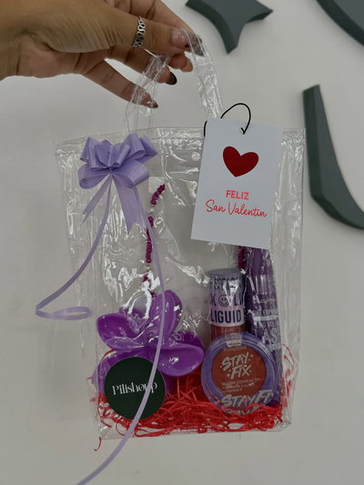 Bolsita PVC chica Love Violeta 