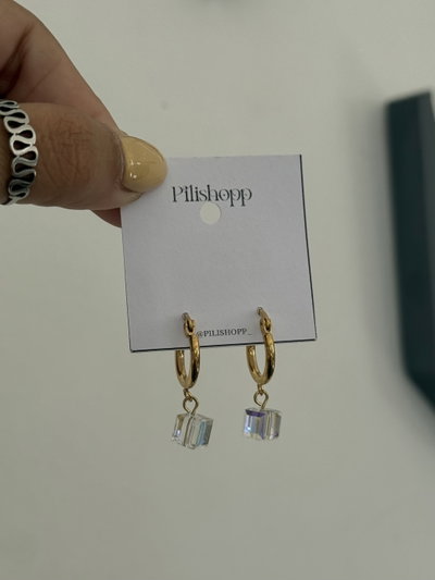 Argollitas con Cristal Cuadradas A.D