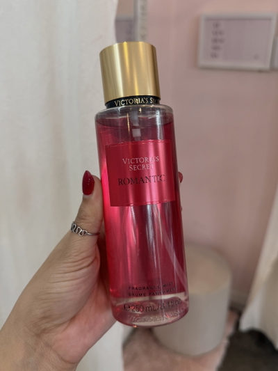 Body Splash Victoria Secret • Romantic