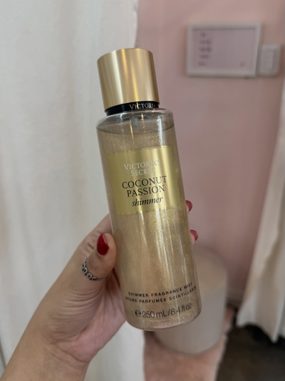 Body Splash Victoria Secret • Coconut Passion Shimmer