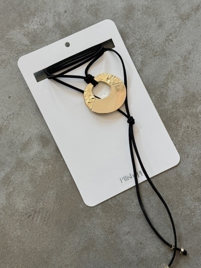 Chocker Mv Aura 