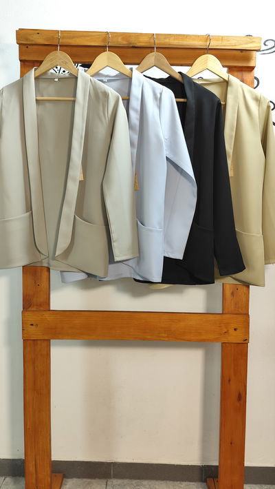 Blazers Sastrero LOLA Crepé 