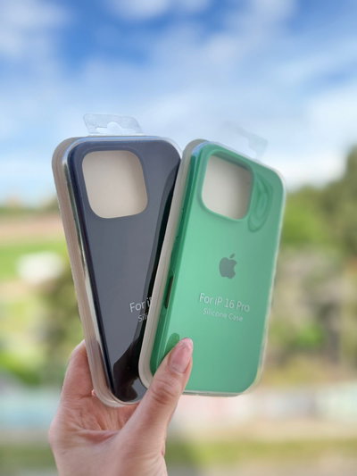 Silicone Case iPhone 16 Pro