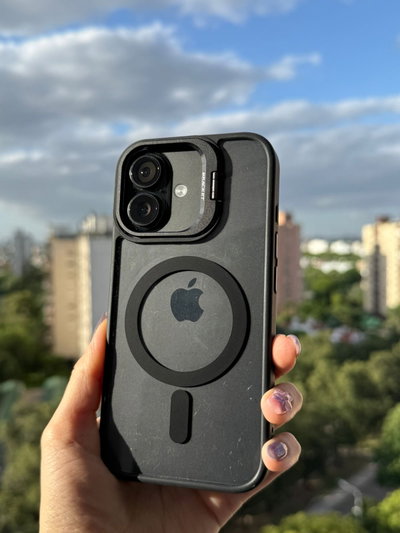 Case reforzada con color
