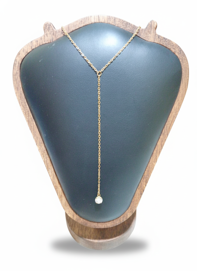 Collar corbata solitario