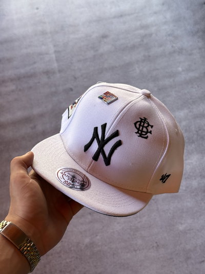 Gorra Cerrada NY Premium 