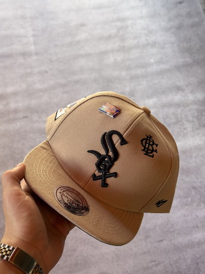 Gorra Cerrada SOX Premium 