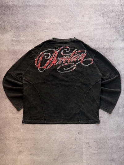 Remera Doble Manga Acid Washed “Devotion”