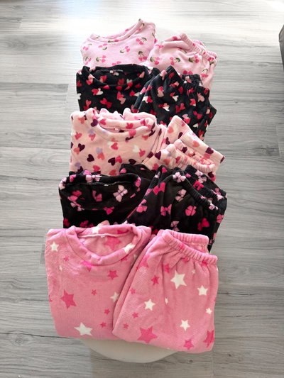 Conjunto polar soft estampado curva