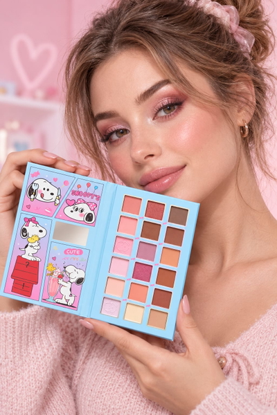 Paleta de Sombras Snoopy Peanuts