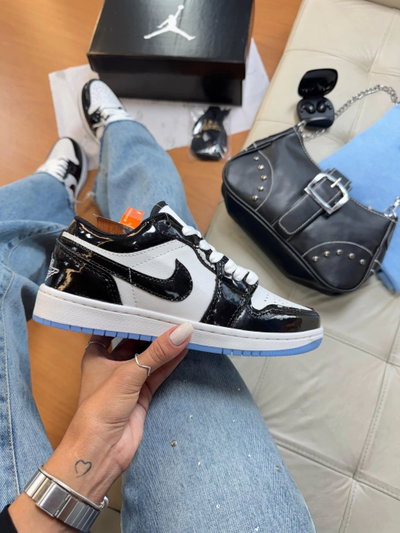 Jordan 1 Low charol Clasica