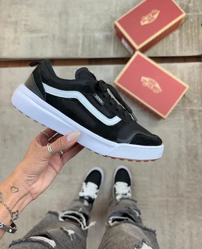 VANS ULTRARANGE NEGRA