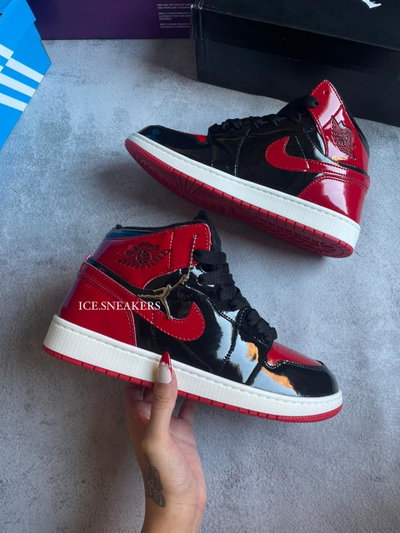 Air Jordan 1 charol roja/negra