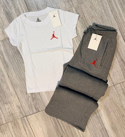 Conjunto palazo gris