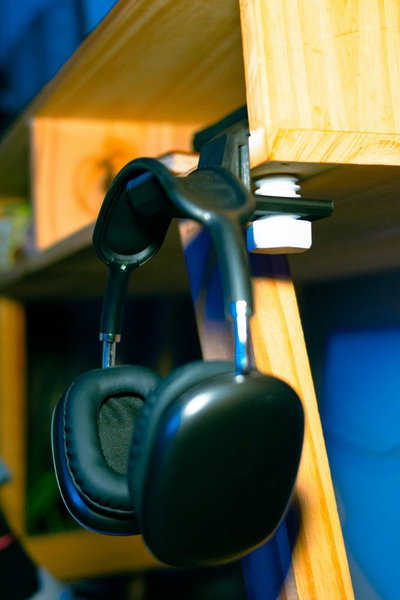 Soporte Auriculares Escritorio